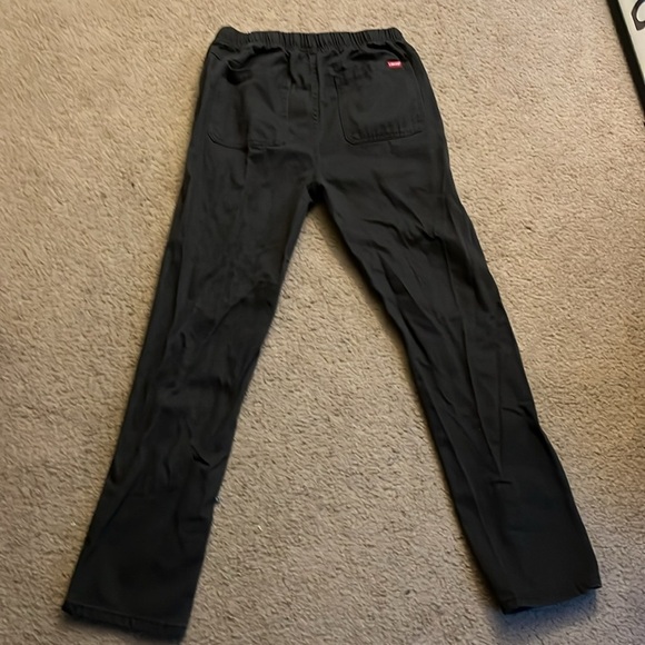 Levi’s boys regular taper with drawstring
Size: XL - Picture 2 of 5